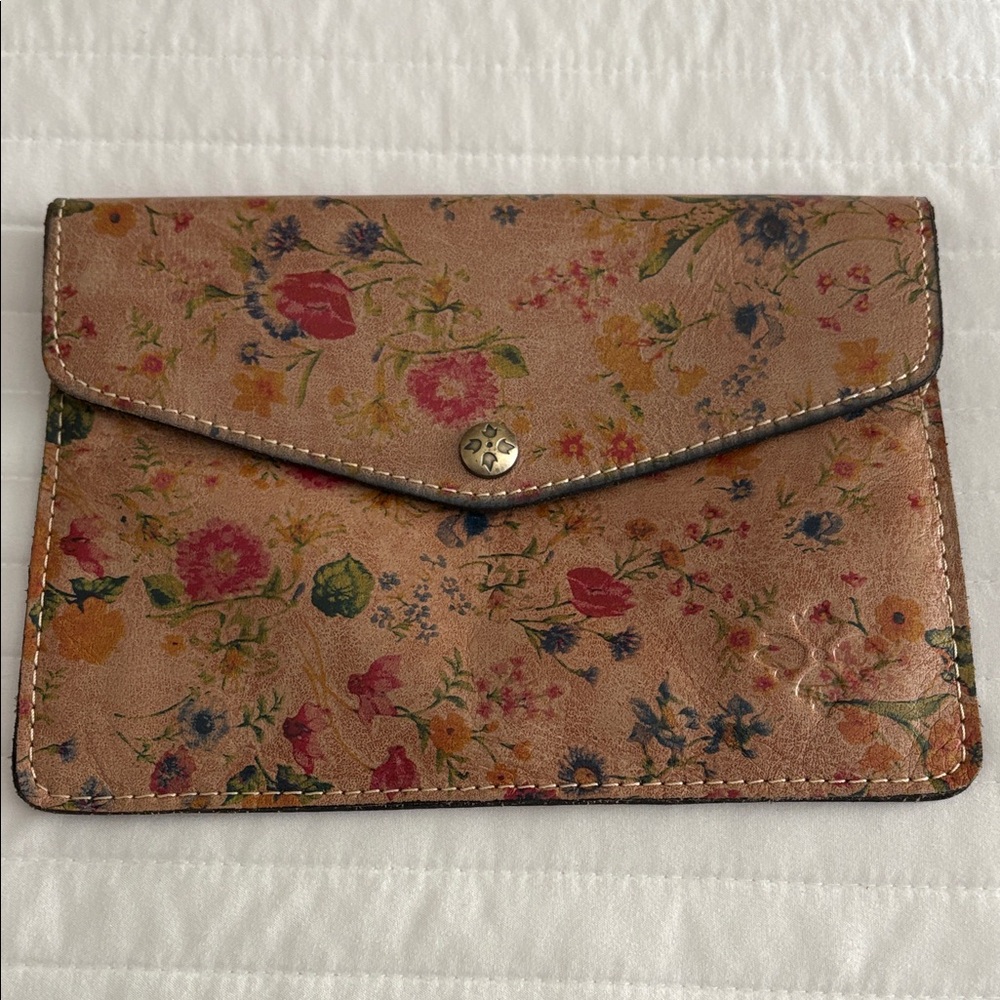Patricia Nash Floral Tan Leather Envelope Clutch